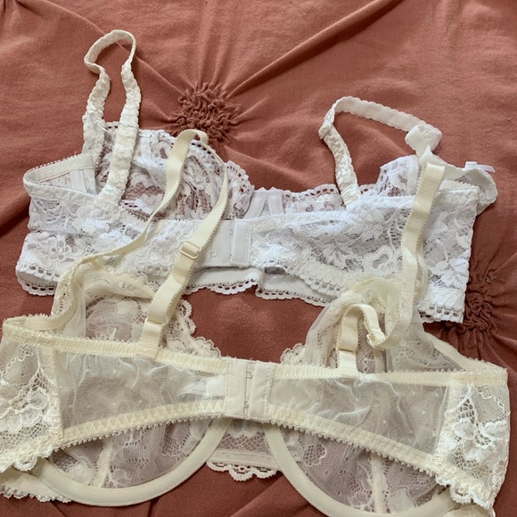 NWOT two lace bras. Size 36D - Picture 2 of 4